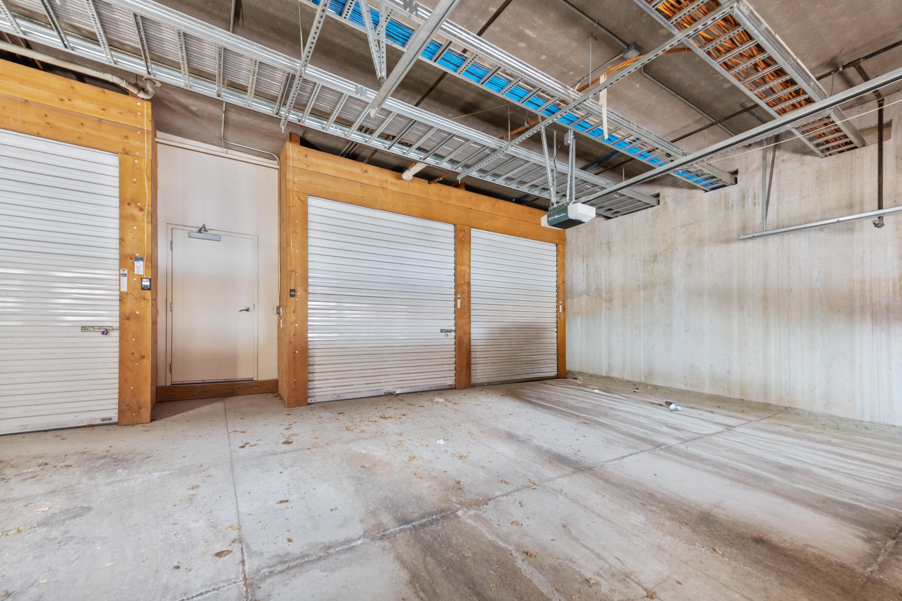 130 South Water Street, Unit 212 Milwaukee, WI 53204 - Photo 33 of 38 DSC_9681