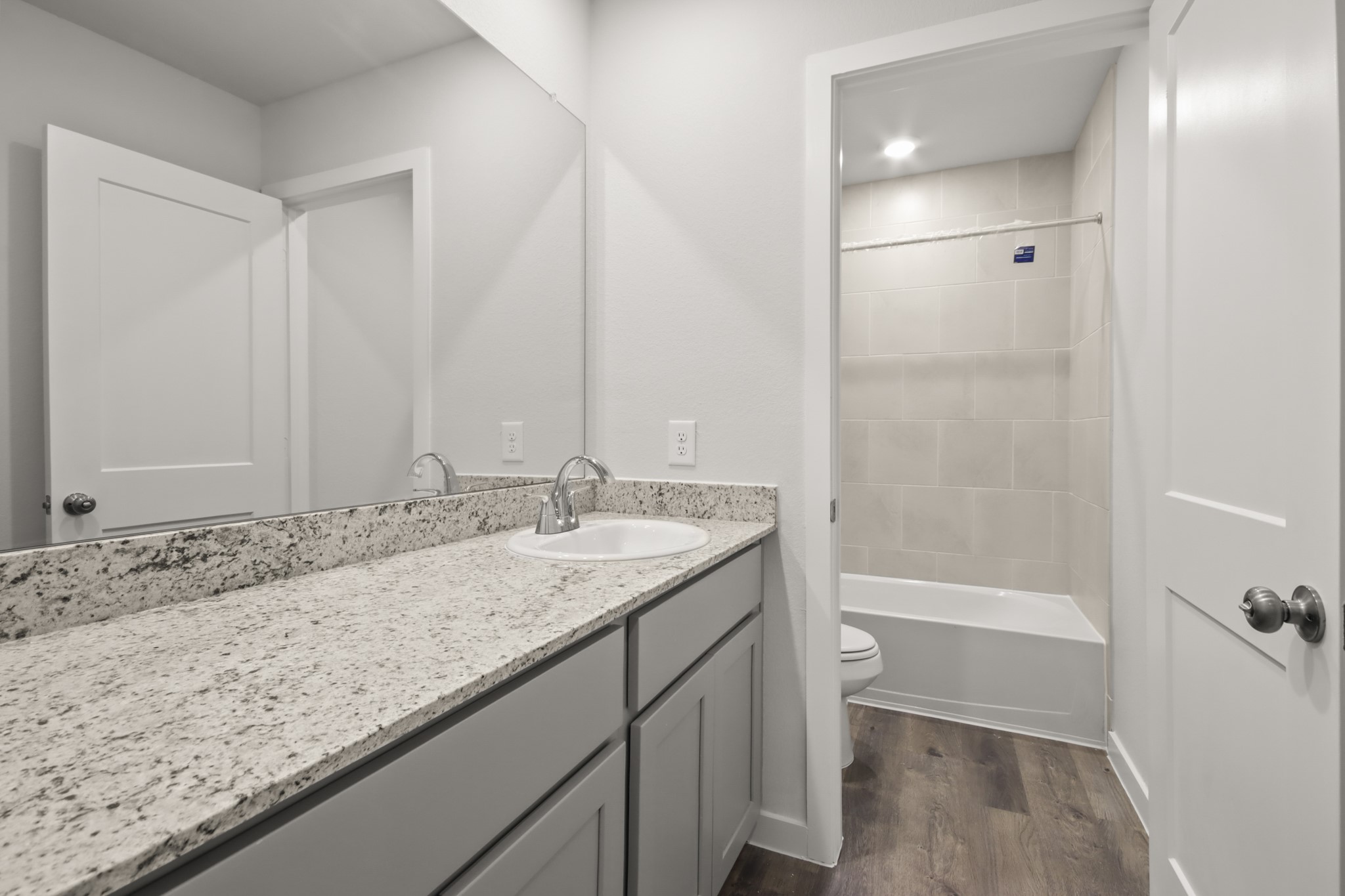 492 Shoreview Drive Conroe, TX 77303 - Photo 14 of 20