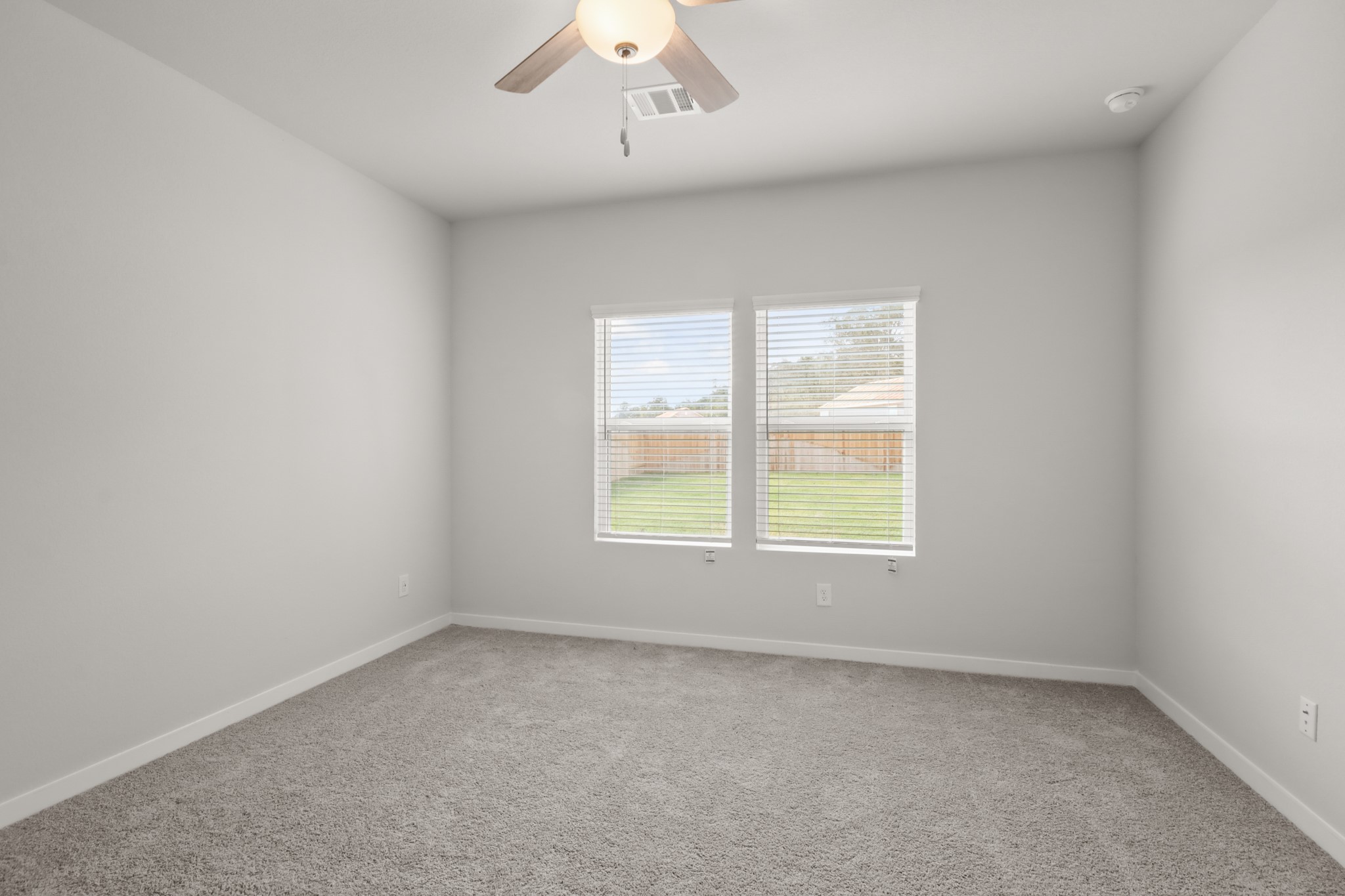 492 Shoreview Drive Conroe, TX 77303 - Photo 10 of 20