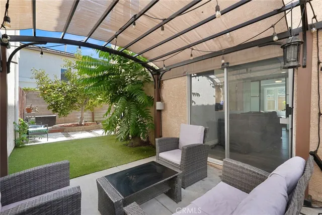 a view of outdoor space and living room