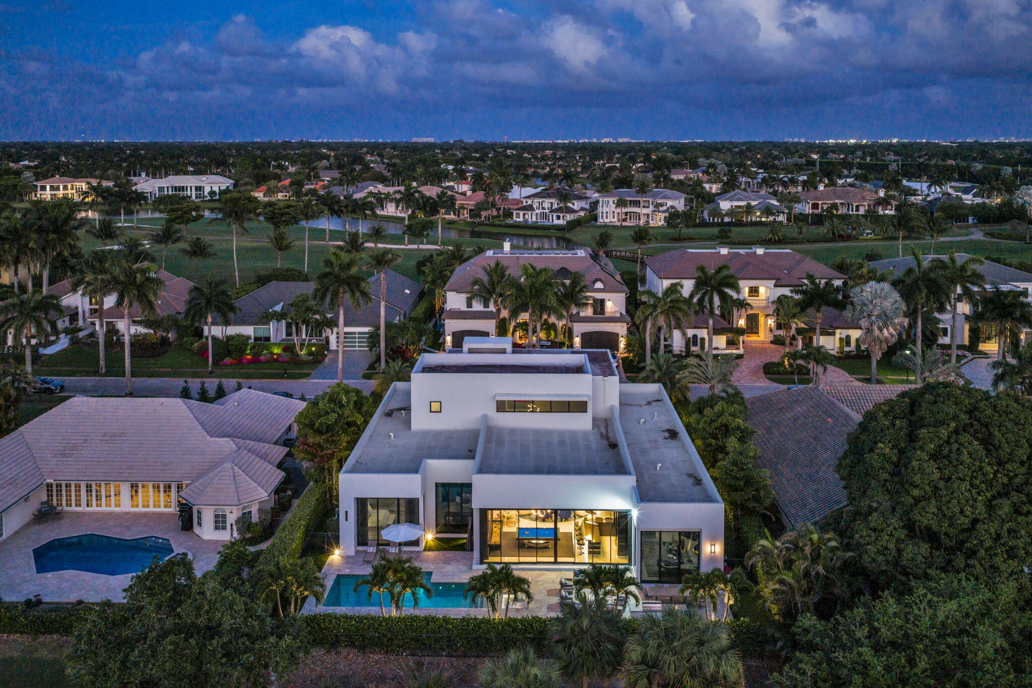 17787 Scarsdale Way Boca Raton, FL 33496 - Photo 5 of 129 125-web-or-mls-DJI_20260401195448_0131_D