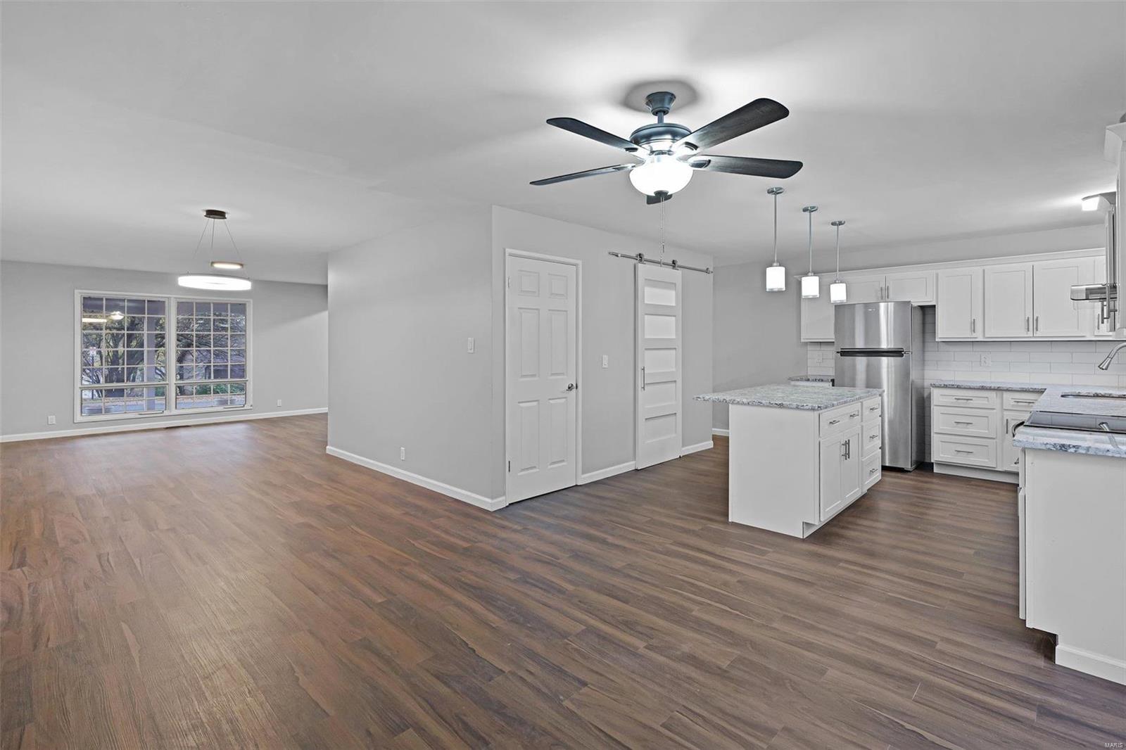 2480 Derhake Road Florissant, MO 63033 - Photo 14 of 27
