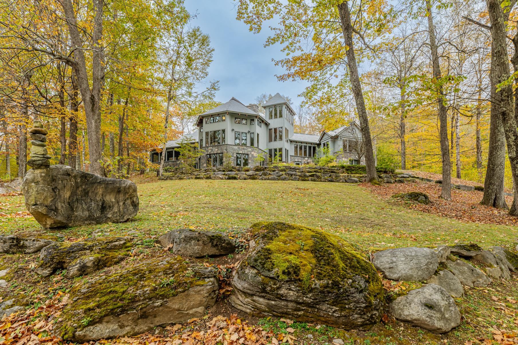 2334 Morse Hill Road Dorset, VT 05251 - Photo 15 of 46