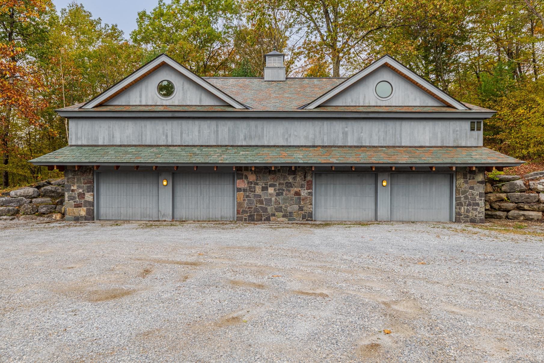 2334 Morse Hill Road Dorset, VT 05251 - Photo 18 of 46