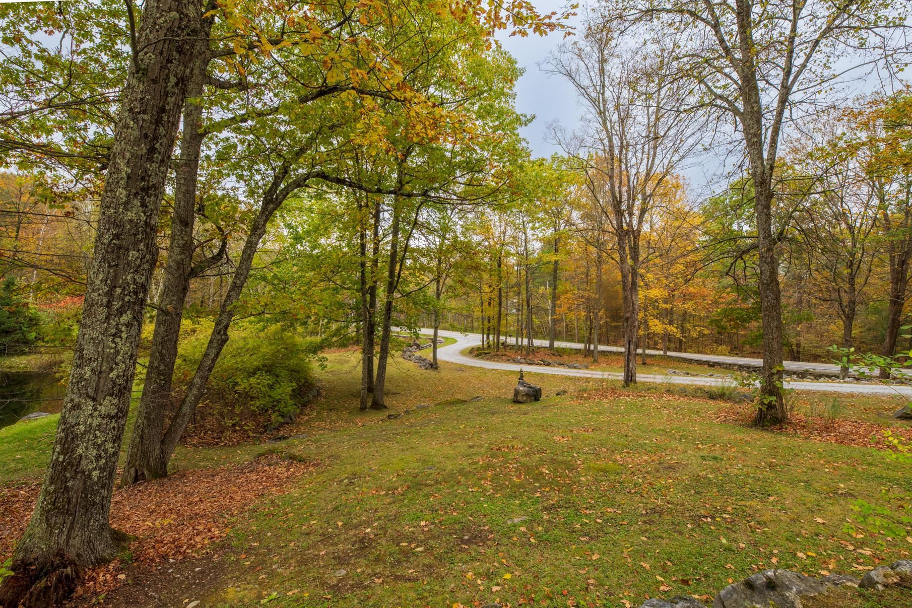 2334 Morse Hill Road Dorset, VT 05251 - Photo 9 of 46