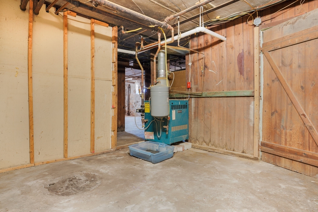 692-694 Walnut Street Fall River, MA 02720 - Photo 34 of 39 Gallery Image 34