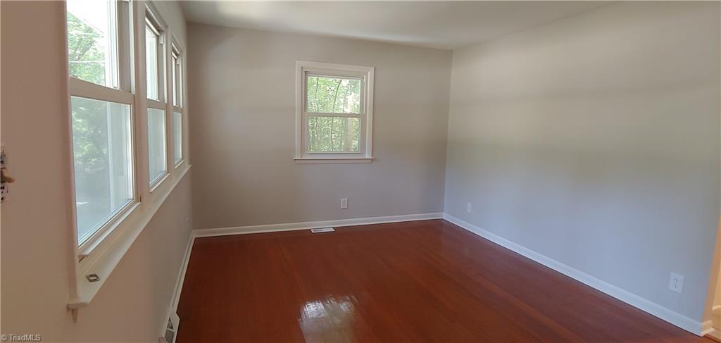 322 Spur Road Greensboro, NC 27406 - Photo 14 of 23 Gallery Image 14