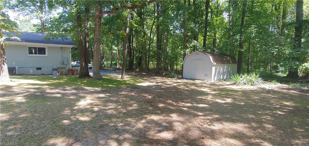 322 Spur Road Greensboro, NC 27406 - Photo 5 of 23 Gallery Image 5