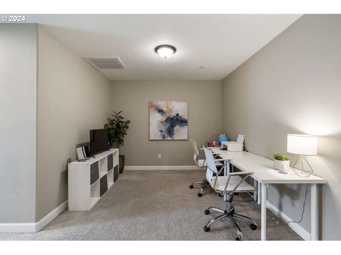 4307 Northwest Sage Loop Camas, WA 98607 - Photo 28 of 40 a workspace with furniture and window