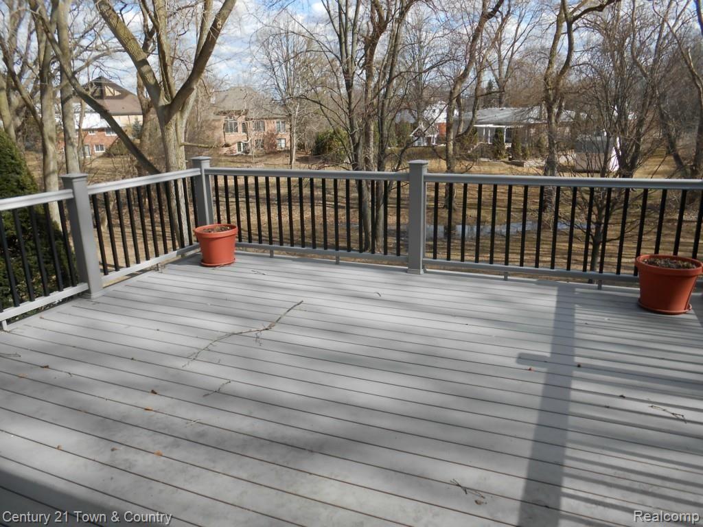 685 Lynndale Court Rochester, MI 48309 - Photo 49 of 56 Back 6.jpg