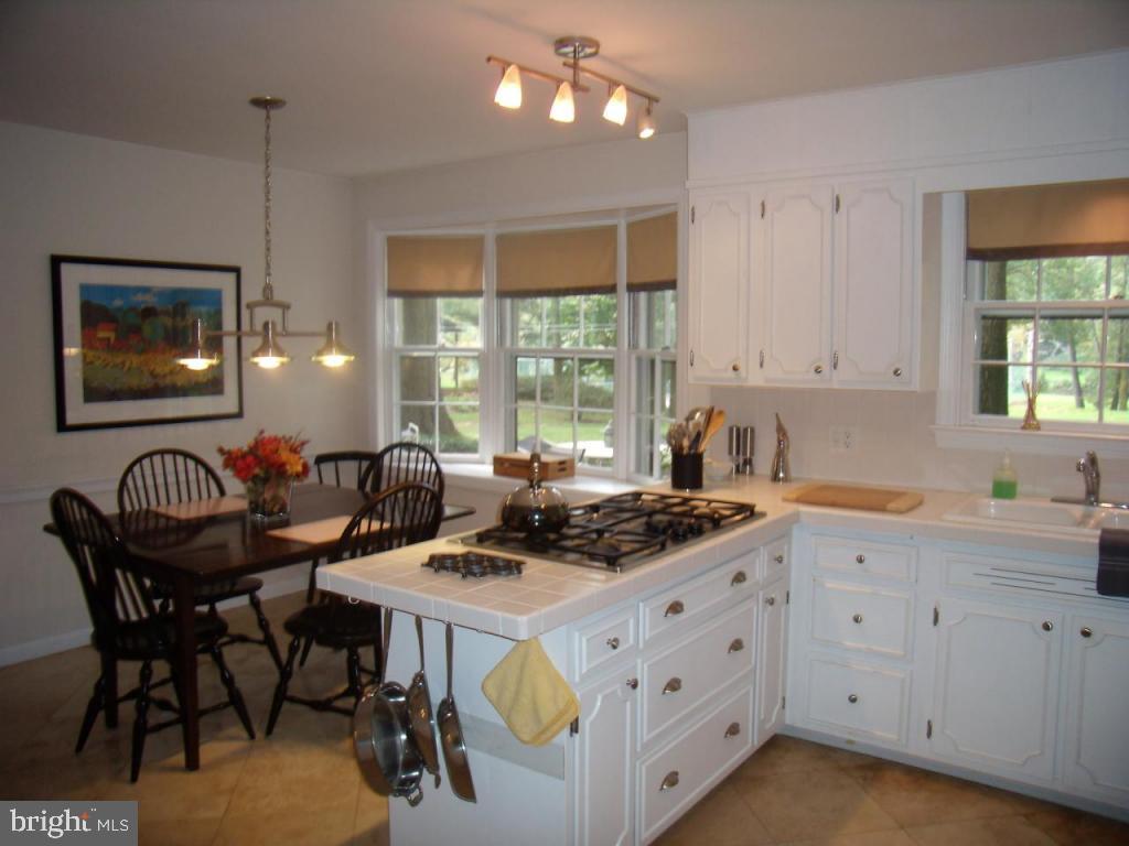 634 Millcross Road Lancaster, PA 17601 - Photo 10 of 26