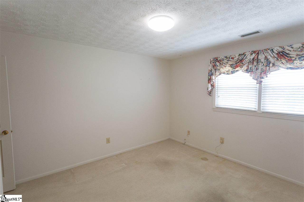 513 Ranch Circle Piedmont, SC 29673 - Photo 16 of 25 Gallery Image 16