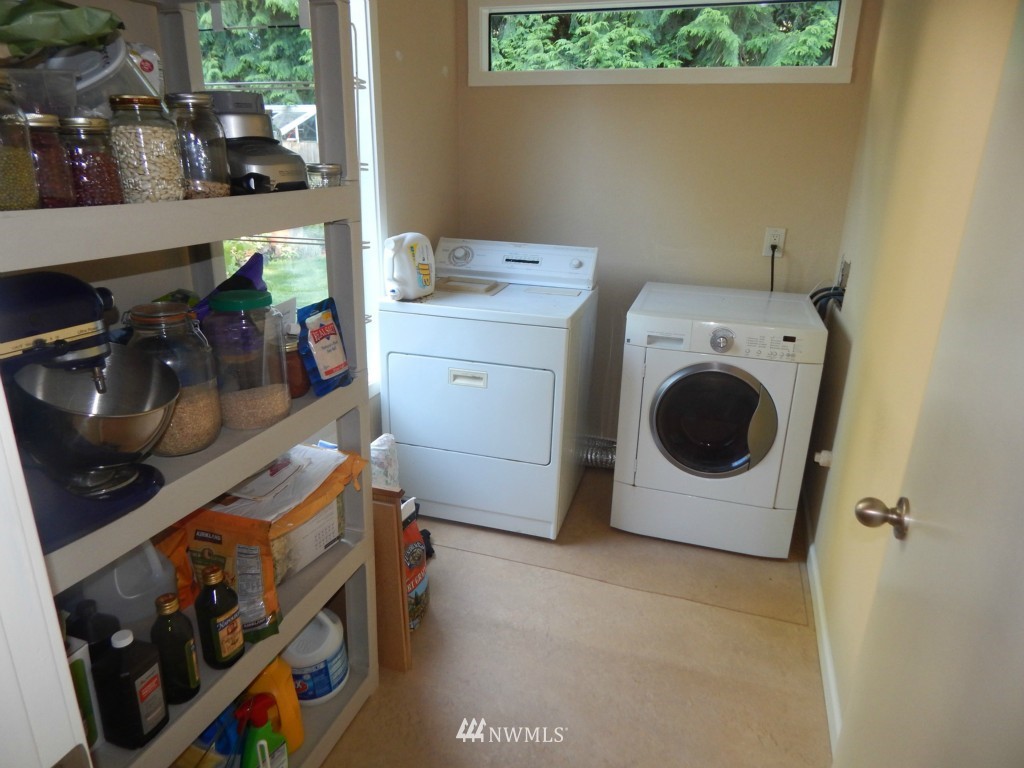 2424 243rd Place Southeast Bothell, WA 98021 - Photo 13 of 25