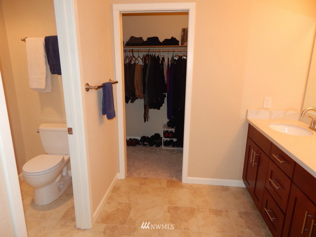 2424 243rd Place Southeast Bothell, WA 98021 - Photo 17 of 25