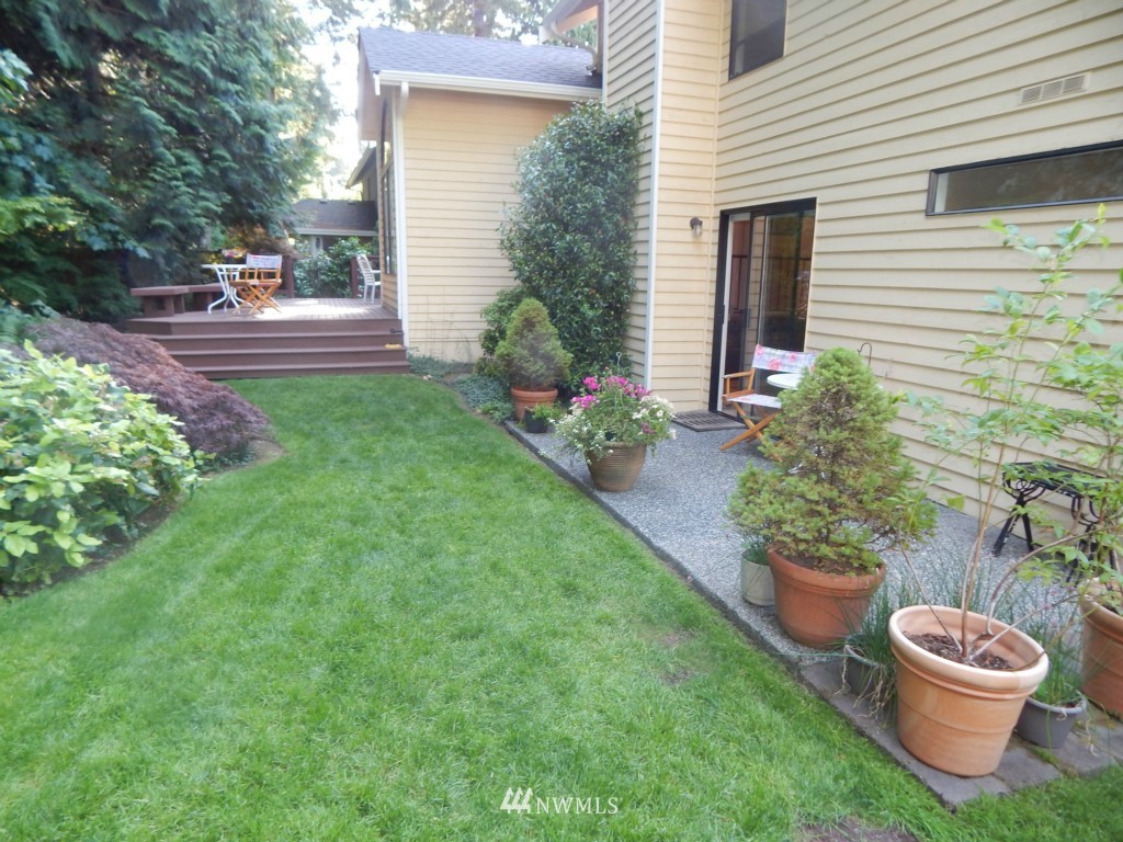 2424 243rd Place Southeast Bothell, WA 98021 - Photo 22 of 25