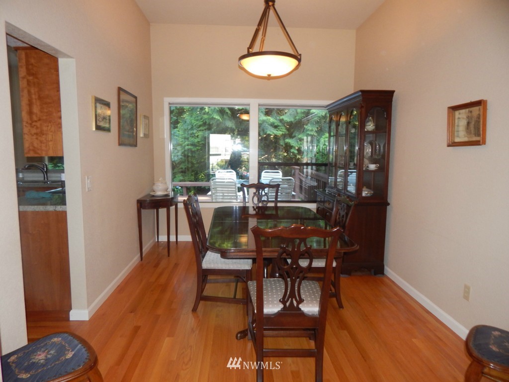 2424 243rd Place Southeast Bothell, WA 98021 - Photo 4 of 25
