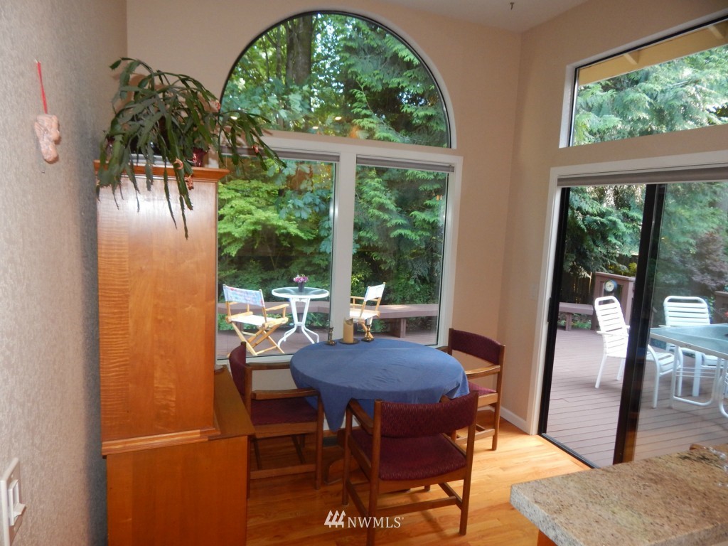 2424 243rd Place Southeast Bothell, WA 98021 - Photo 7 of 25