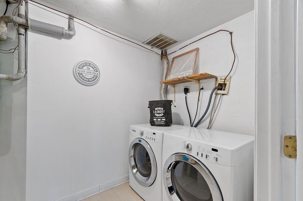 49 Pointe Rok Drive, Unit 49 Worcester, MA 01604 - Photo 30 of 42 Gallery Image 30
