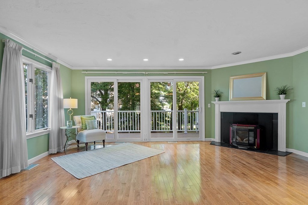 49 Pointe Rok Drive, Unit 49 Worcester, MA 01604 - Photo 10 of 42 Gallery Image 10