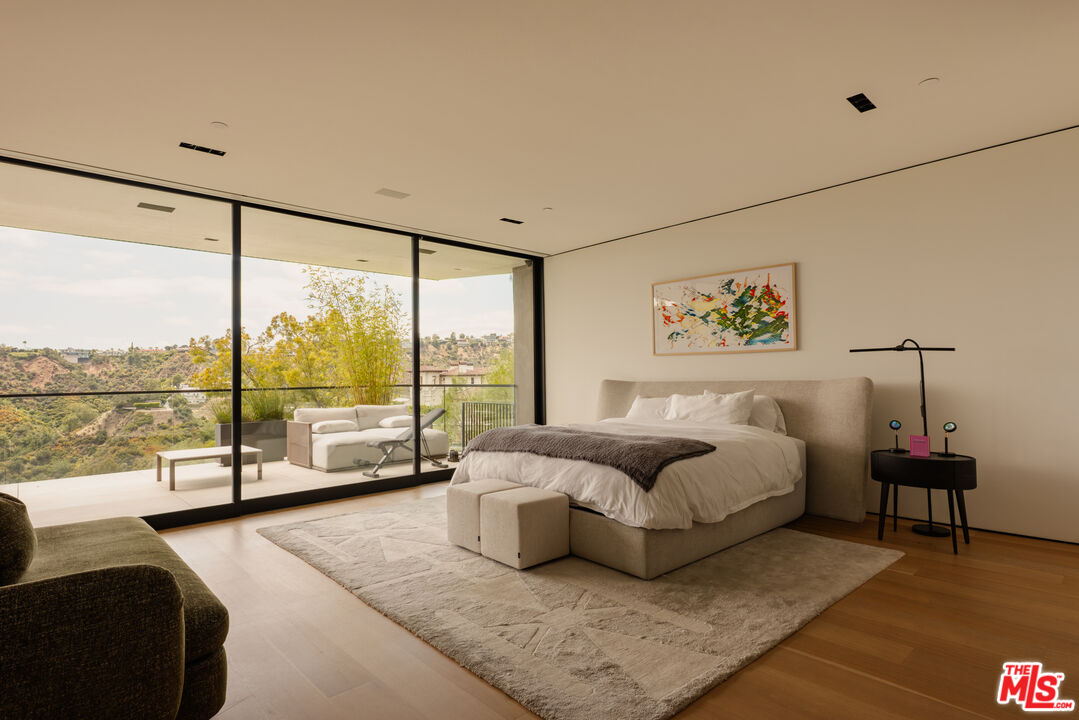 1853 Bel Air Road Los Angeles, CA 90077 - Photo 37 of 54