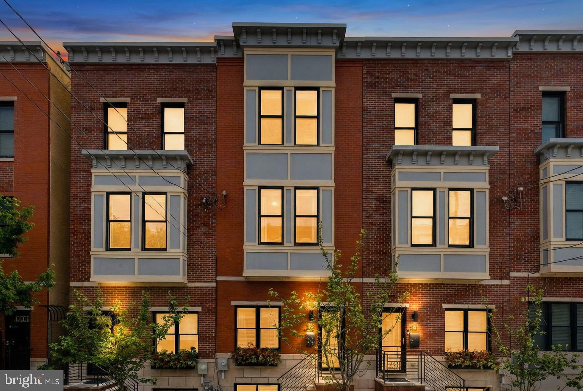 805 LeCount Street Philadelphia, PA 19130 - Photo 1 of 54