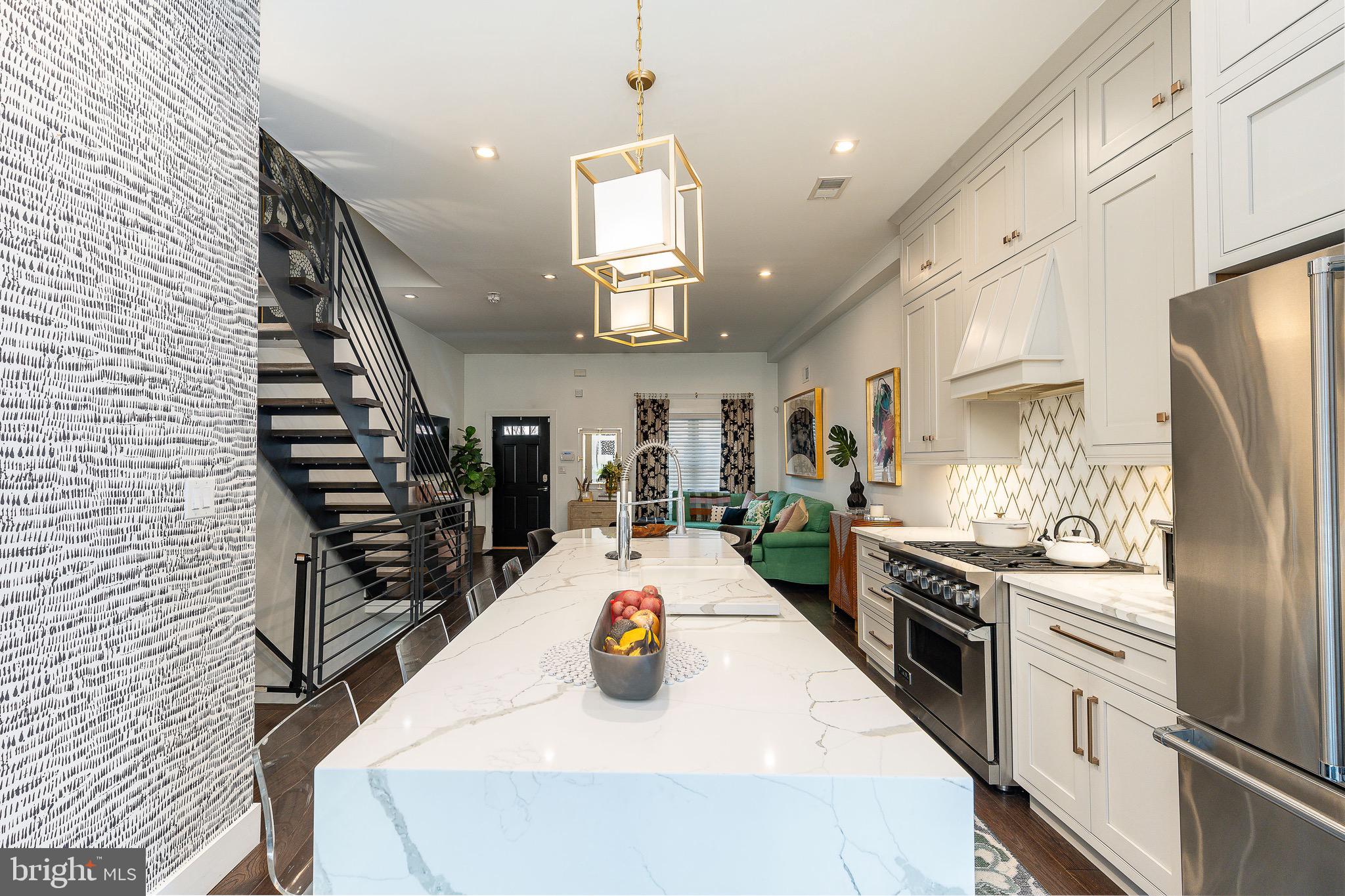 805 LeCount Street Philadelphia, PA 19130 - Photo 14 of 54
