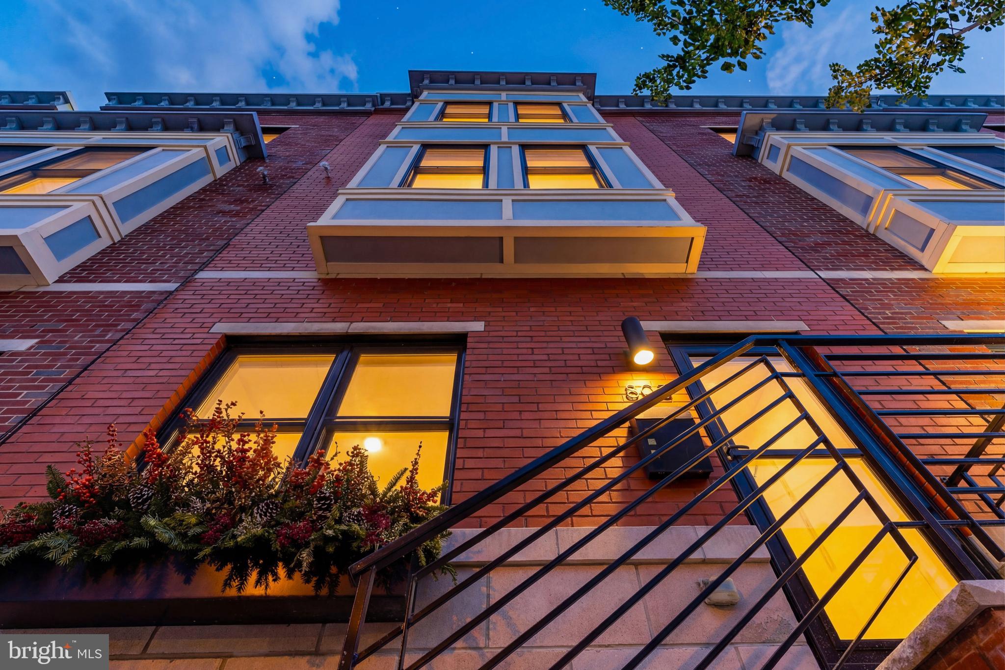 805 LeCount Street Philadelphia, PA 19130 - Photo 2 of 54