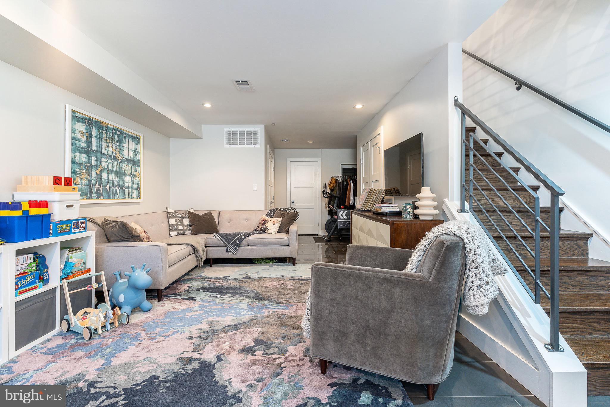 805 LeCount Street Philadelphia, PA 19130 - Photo 47 of 54