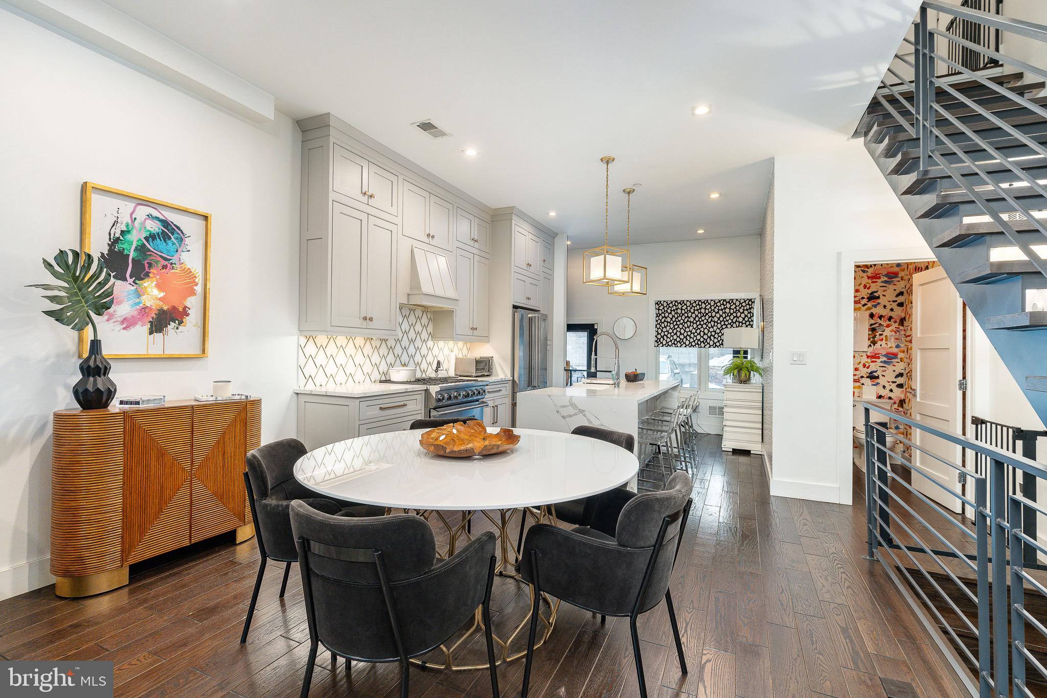 805 LeCount Street Philadelphia, PA 19130 - Photo 6 of 54