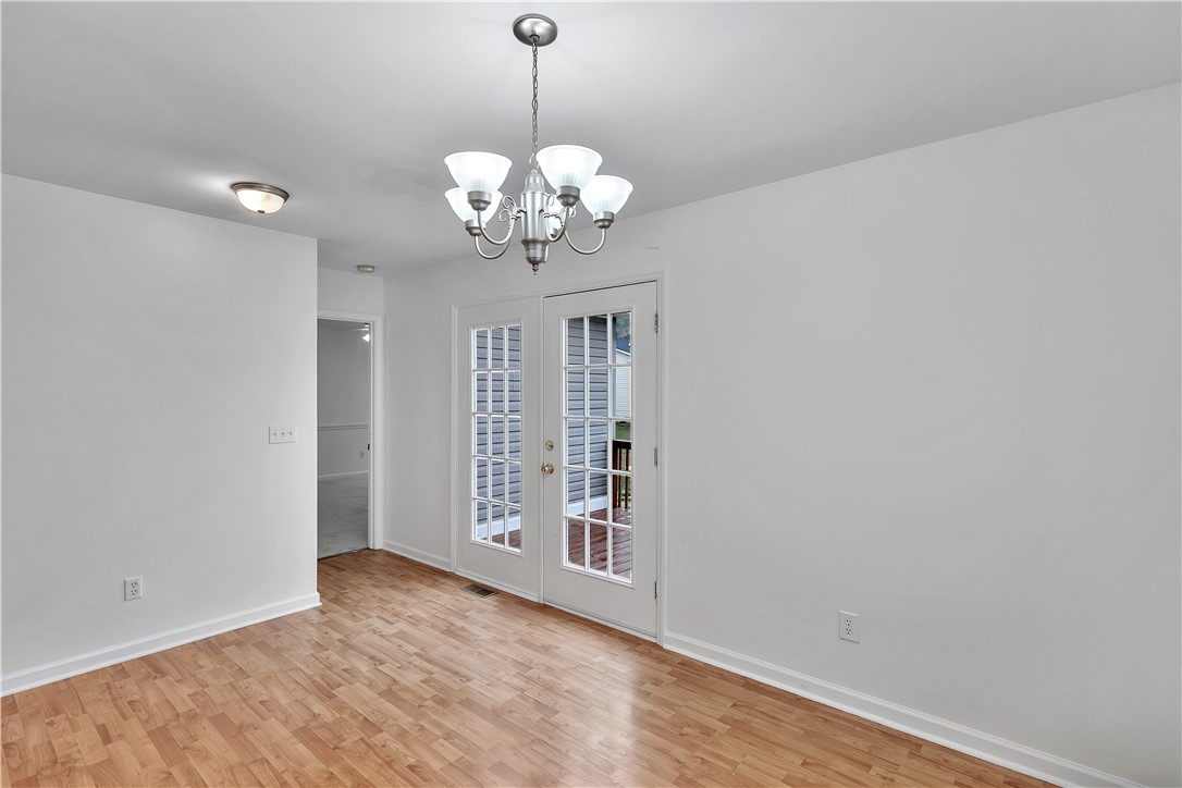 1942 Inman Drive Anderson, SC 29625 - Photo 7 of 18 Dining Area