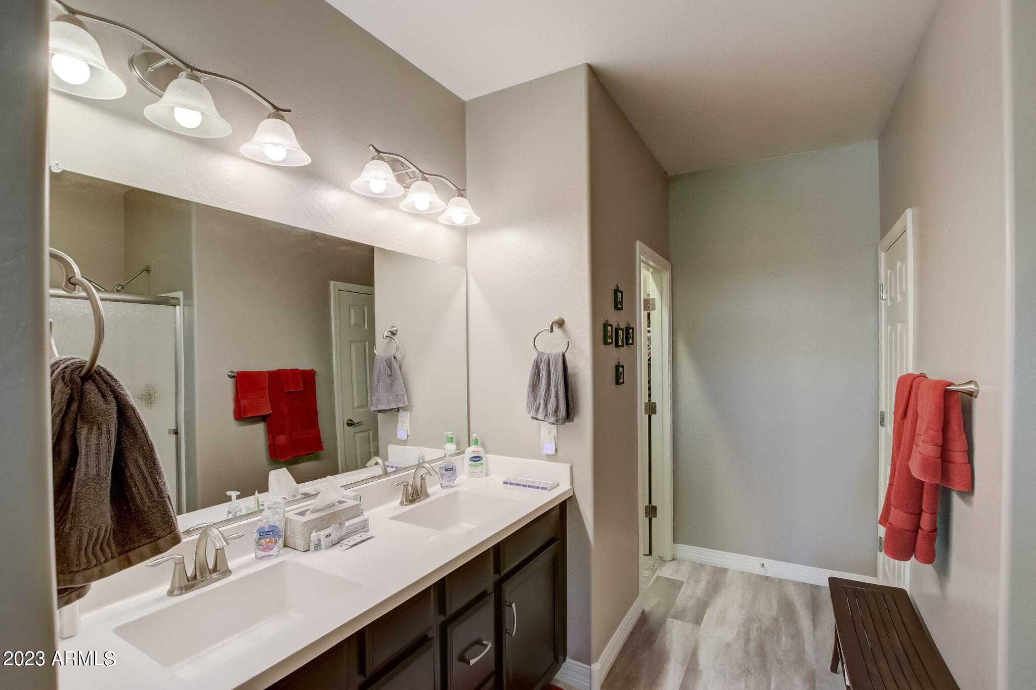 41574 West Summer Wind Way Maricopa, AZ 85138 - Photo 16 of 39 25-web-or-mls-W Summer Wind Way-025