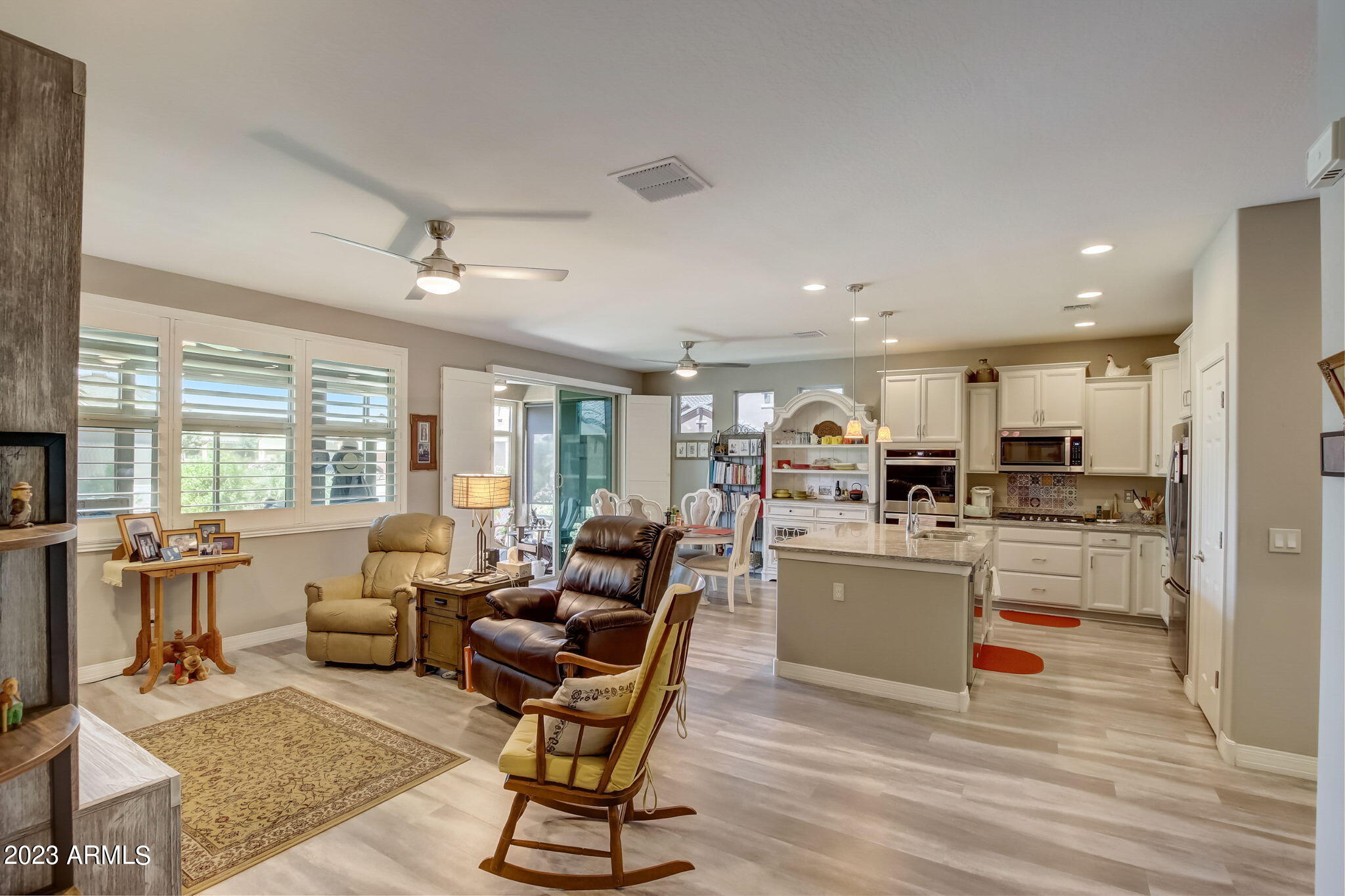 41574 West Summer Wind Way Maricopa, AZ 85138 - Photo 5 of 39 10-web-or-mls-W Summer Wind Way-010