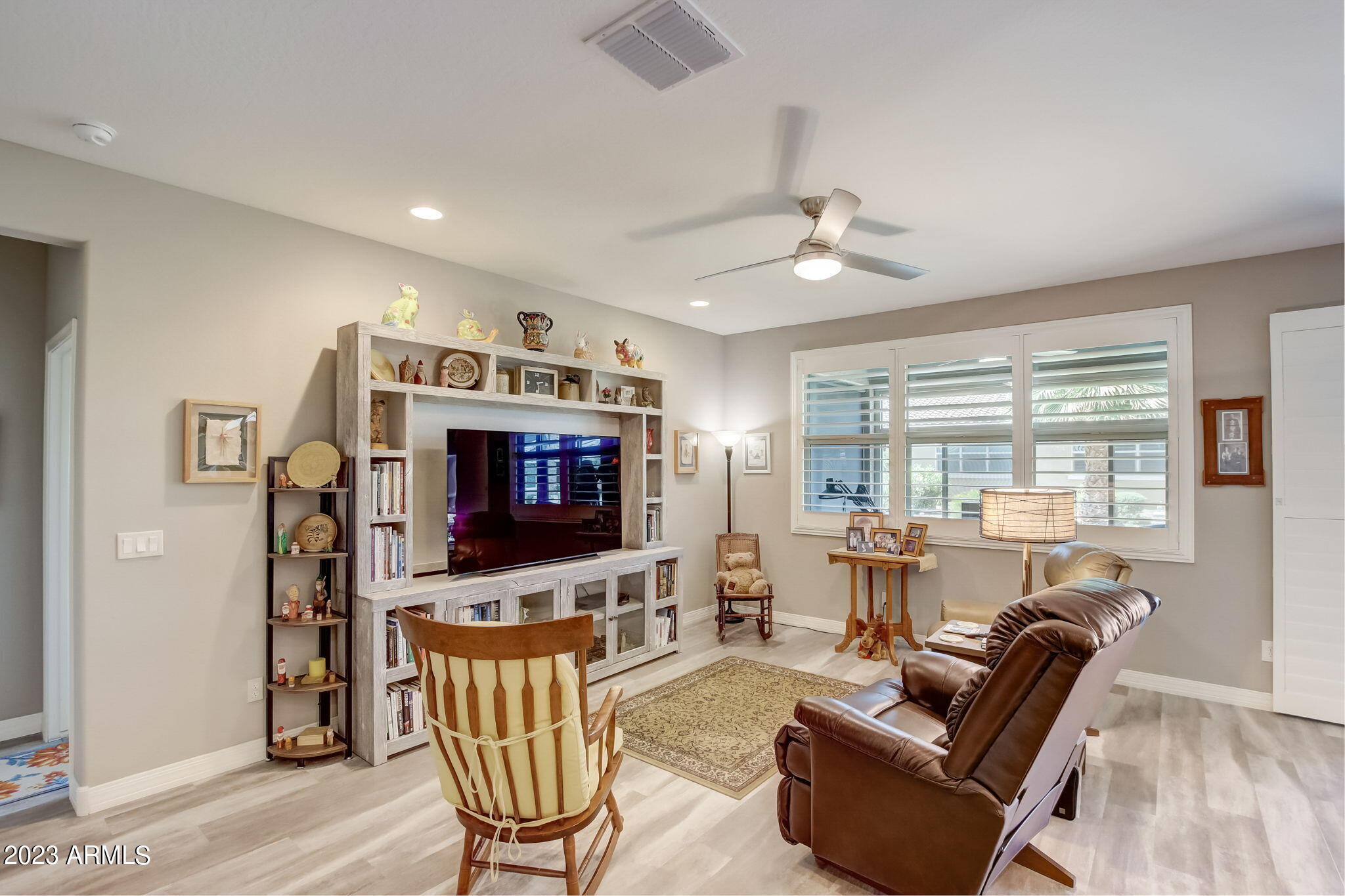 41574 West Summer Wind Way Maricopa, AZ 85138 - Photo 9 of 39 13-web-or-mls-W Summer Wind Way-013