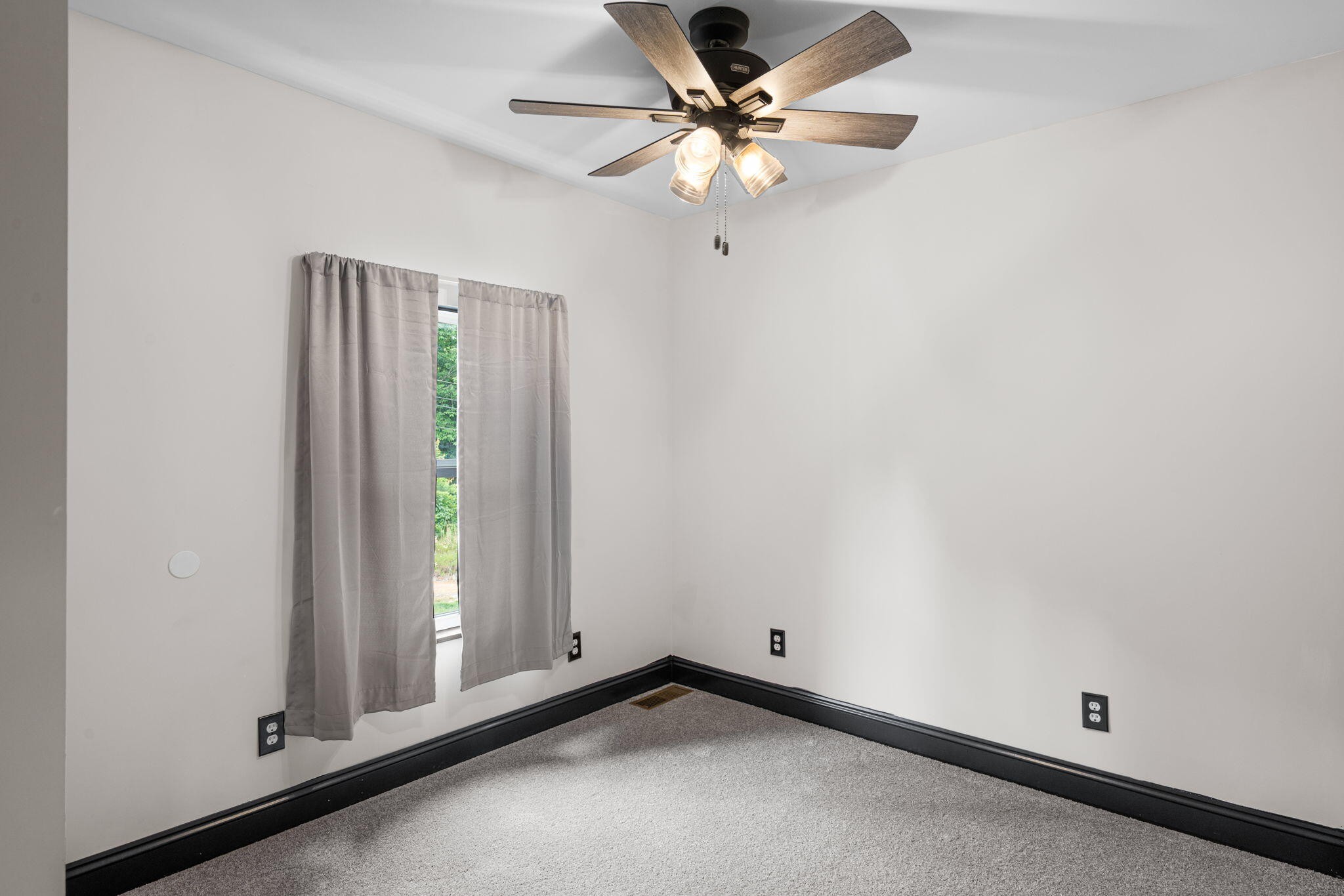 198 Spring Road Spring City, TN 37381 - Photo 17 of 39