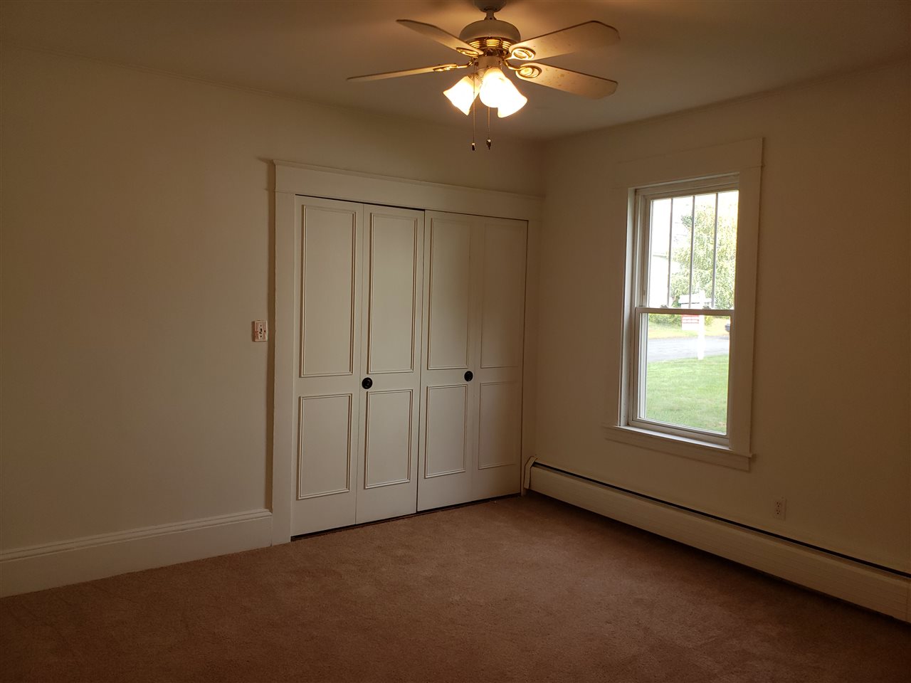 721 Howe Street Manchester, NH 03103 - Photo 11 of 37