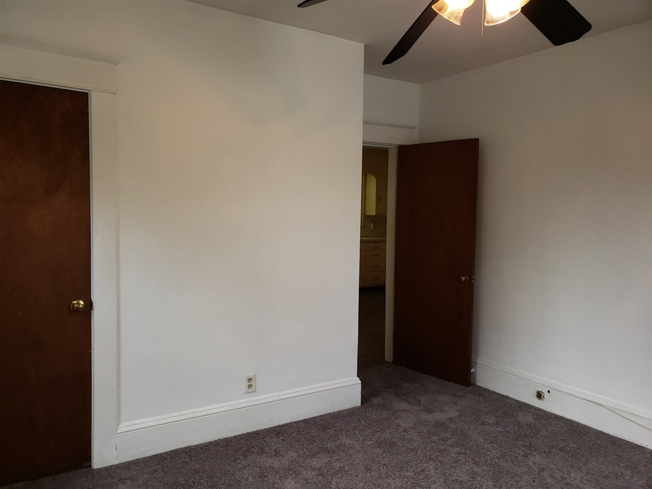 721 Howe Street Manchester, NH 03103 - Photo 25 of 37