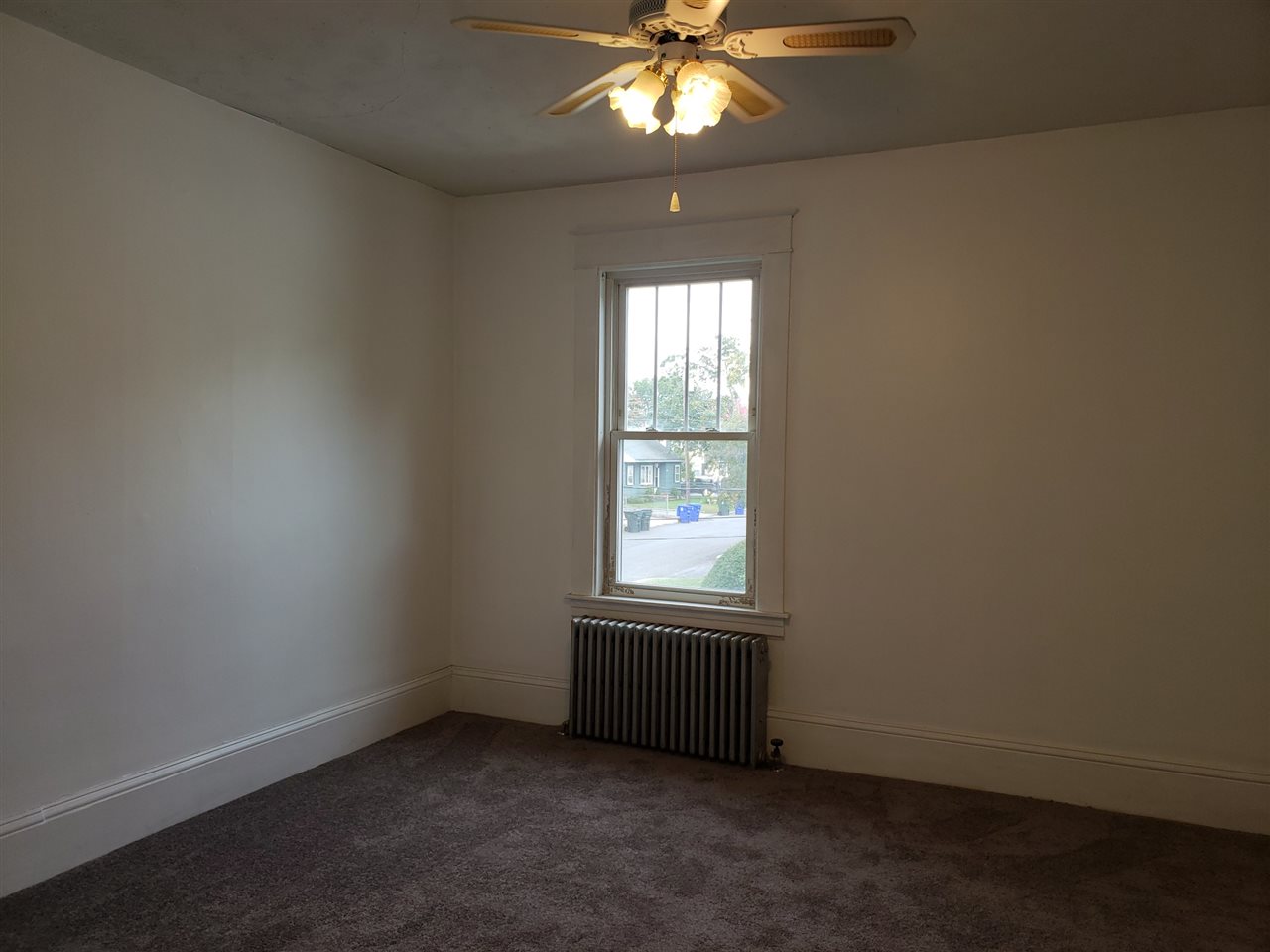 721 Howe Street Manchester, NH 03103 - Photo 26 of 37