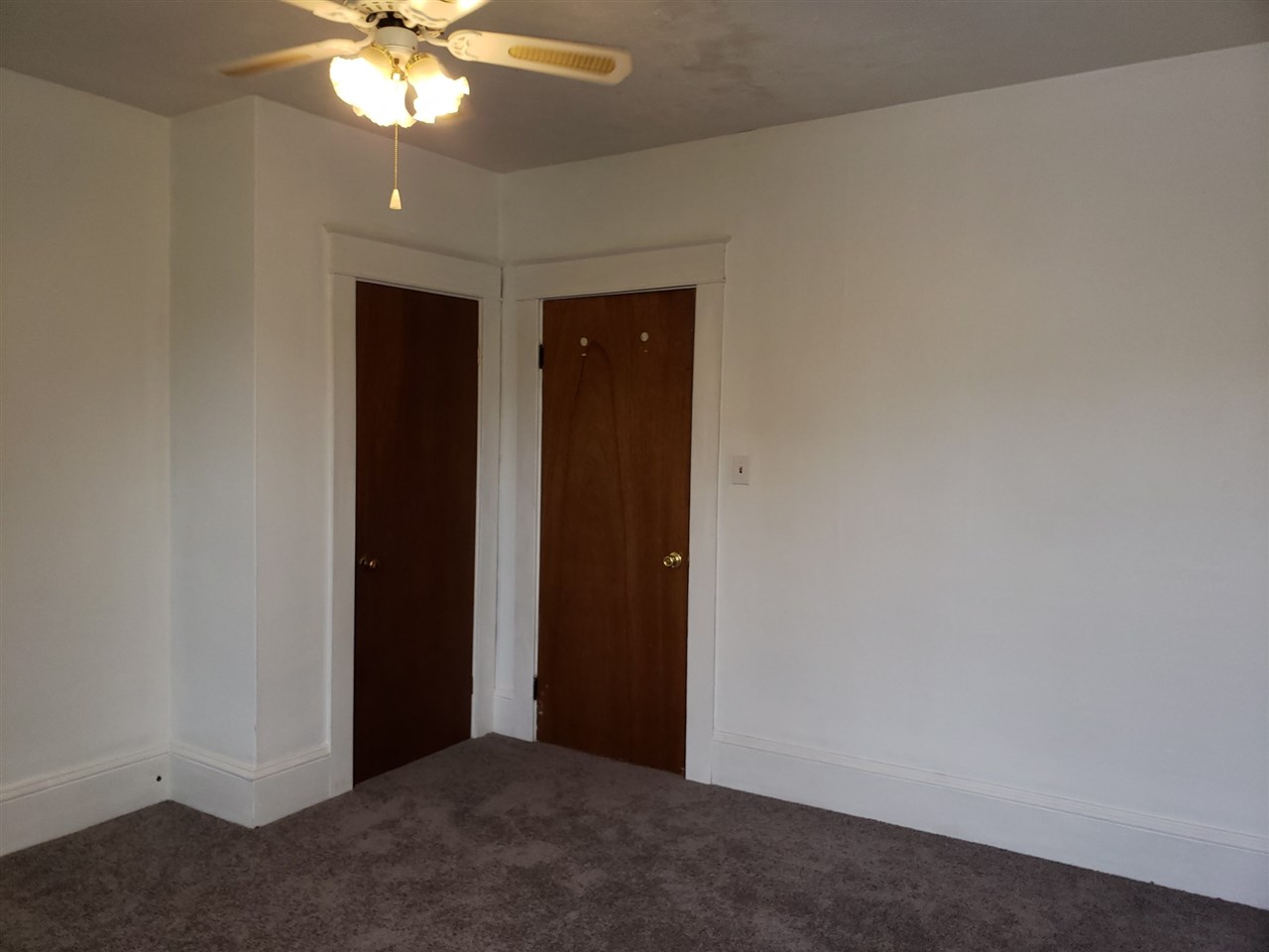 721 Howe Street Manchester, NH 03103 - Photo 27 of 37