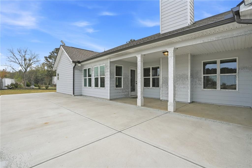 649 Tanners Bridge Road Bethlehem, GA 30620 - Photo 26 of 30 front view of a house with a outdoor space