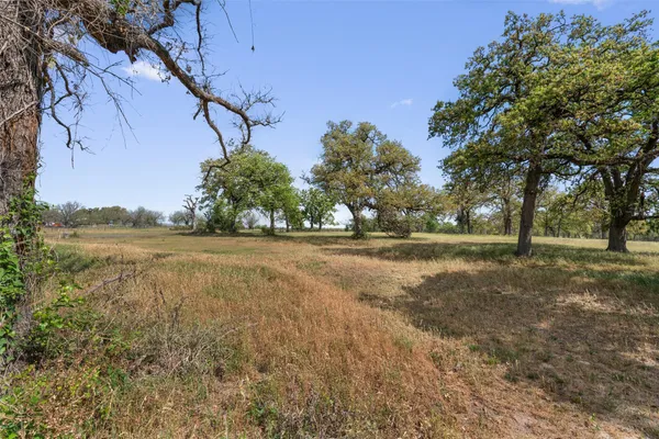 $409,000 | 552 County Road 306, Rockdale, TX 76567