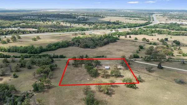 $409,000 | 552 County Road 306, Rockdale, TX 76567