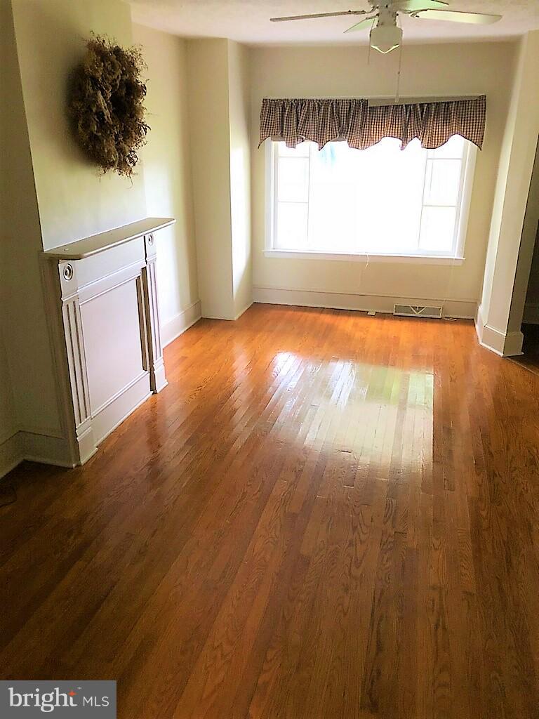 349 Dominion Road Gerrardstown, WV 25420 - Photo 5 of 14 Living Room