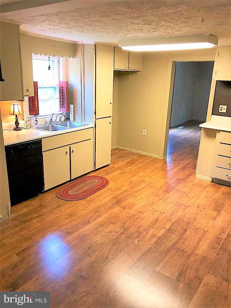 349 Dominion Road Gerrardstown, WV 25420 - Photo 6 of 14 Kitchen