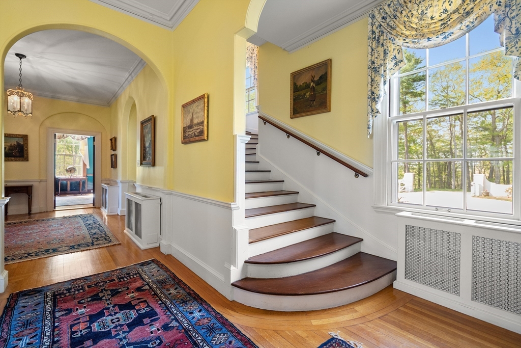73 Forest Street Manchester, MA 01944 - Photo 18 of 41