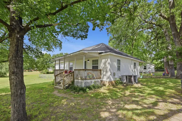 $170,000 | 699 South Main Street, Granby, MO 64844