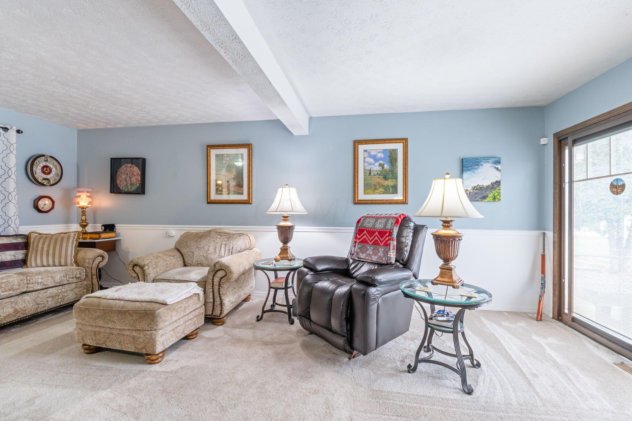 3232 Sundale Road Columbus, OH 43232 - Photo 8 of 43 3232 Sundale Rd (Interior)-9
