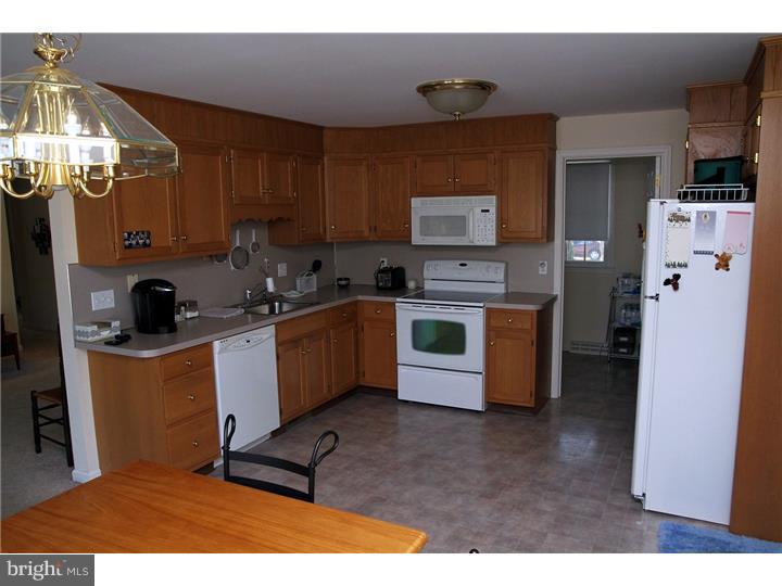 2606 Rosenberry Road Gilbertsville, PA 19525 - Photo 8 of 19 Gallery Image 8
