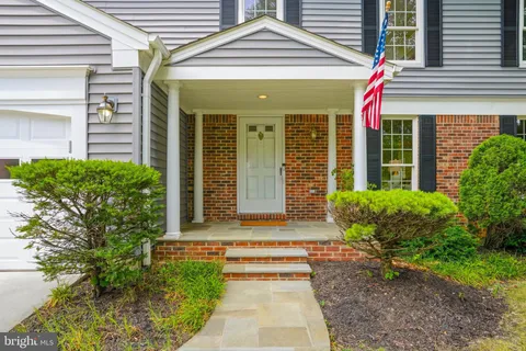 $1,299,900 | 3901 Colonel Ellis Avenue, Alexandria, VA 22304