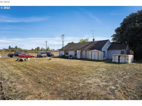 $364,000 | 2240 Southwest Ferry Street, Albany, OR 97322
