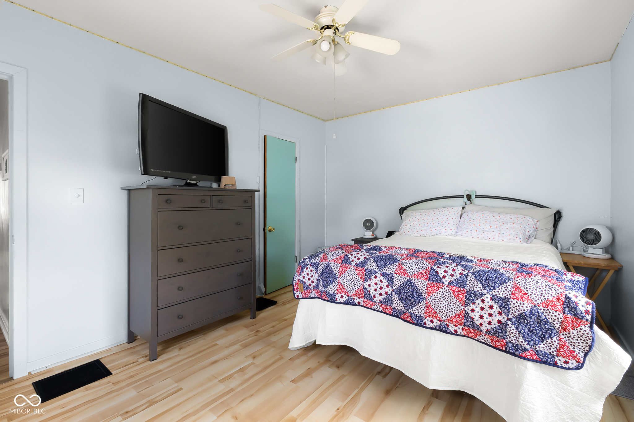 2411 Ohio Avenue Columbus, IN 47201 - Photo 23 of 49